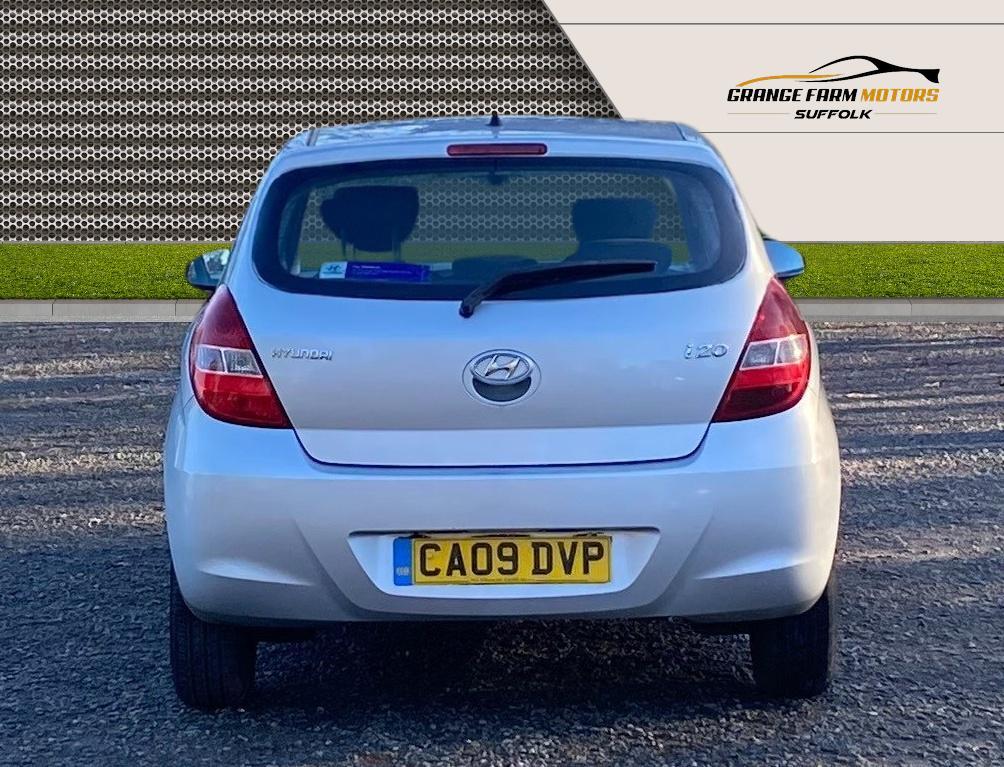 Hyundai i20 1.2 Classic Hatchback 5dr Petrol Manual Euro 4 (77 bhp)