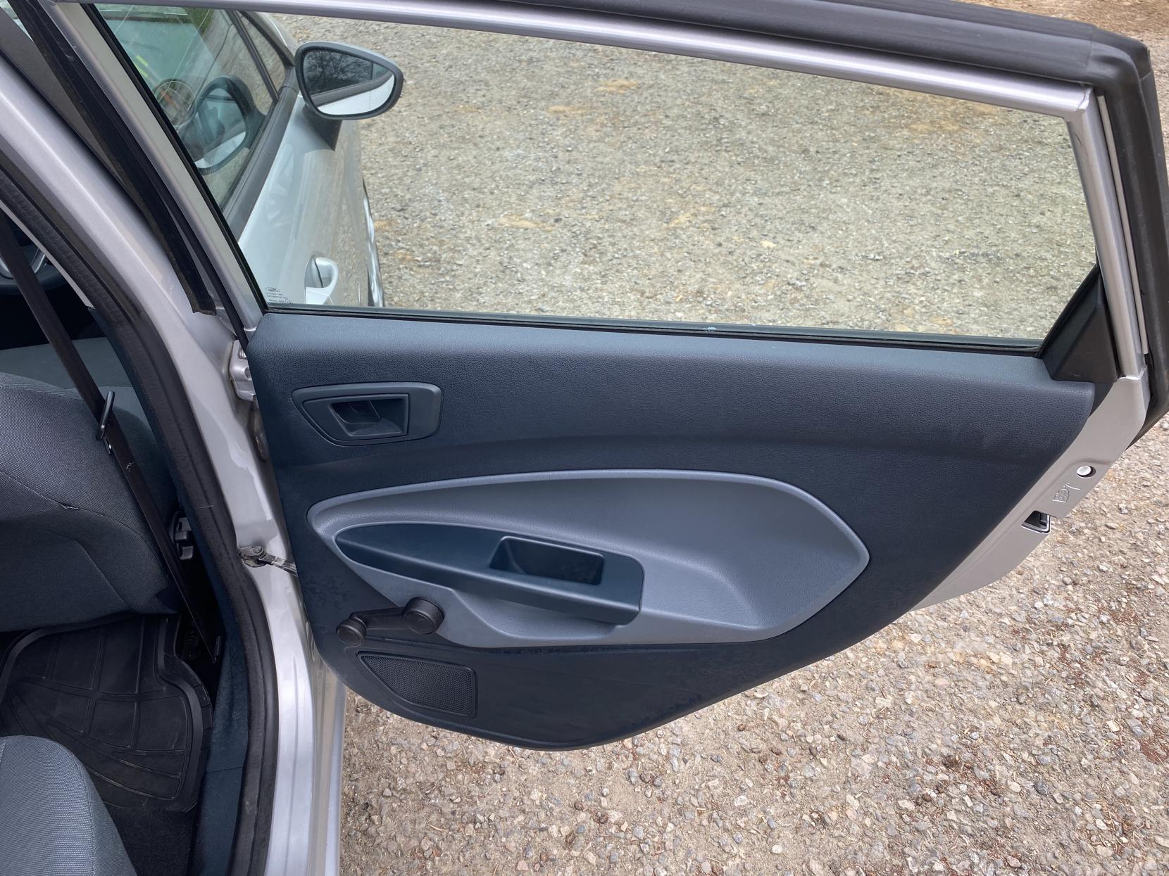 Ford Fiesta 1.25 Edge Hatchback 5dr Petrol Manual (129 g/km, 81 bhp)