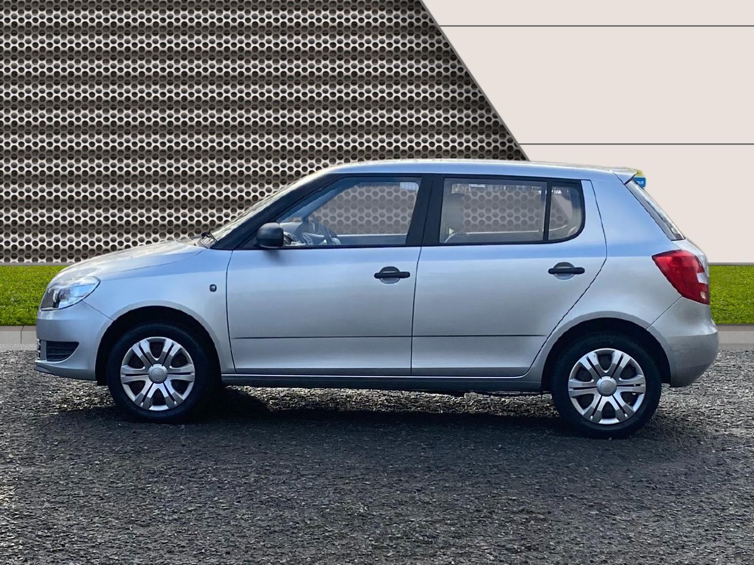 Skoda Fabia 1.2 S Hatchback 5dr Petrol Manual Euro 5 (60 ps)