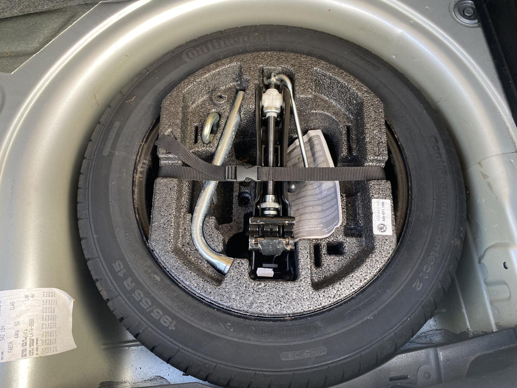 Skoda Fabia 1.2 S Hatchback 5dr Petrol Manual Euro 5 (60 ps)