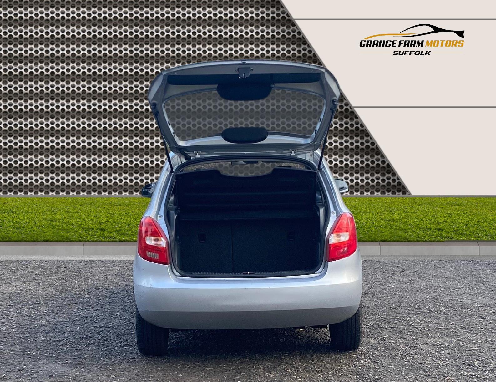 Skoda Fabia 1.2 S Hatchback 5dr Petrol Manual Euro 5 (60 ps)