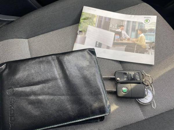 Skoda Fabia 1.2 S Hatchback 5dr Petrol Manual Euro 5 (60 ps)