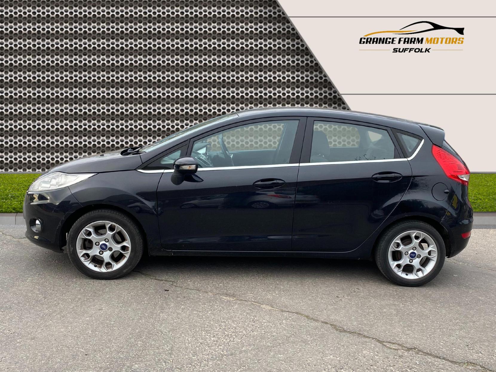 Ford Fiesta 1.25 Zetec Hatchback 5dr Petrol Manual (129 g/km, 81 bhp)