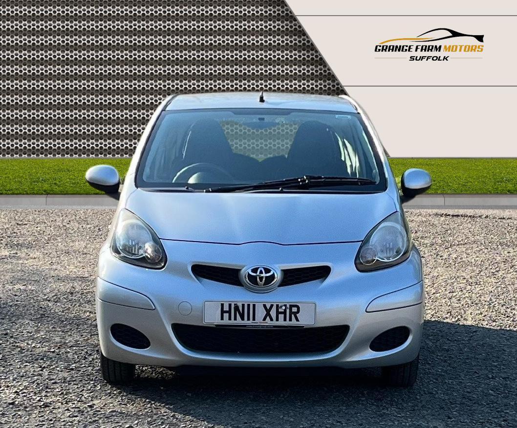 Toyota AYGO 1.0 VVT-i Ice Hatchback 3dr Petrol Manual Euro 5 (67 ps)