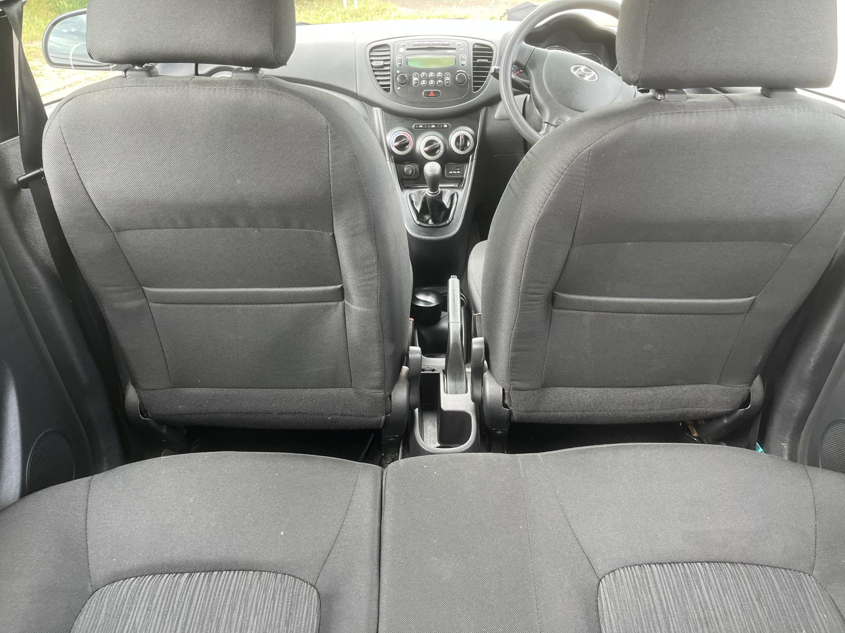 Hyundai i10 1.2 Classic Hatchback 5dr Petrol Manual Euro 5 (85 bhp)