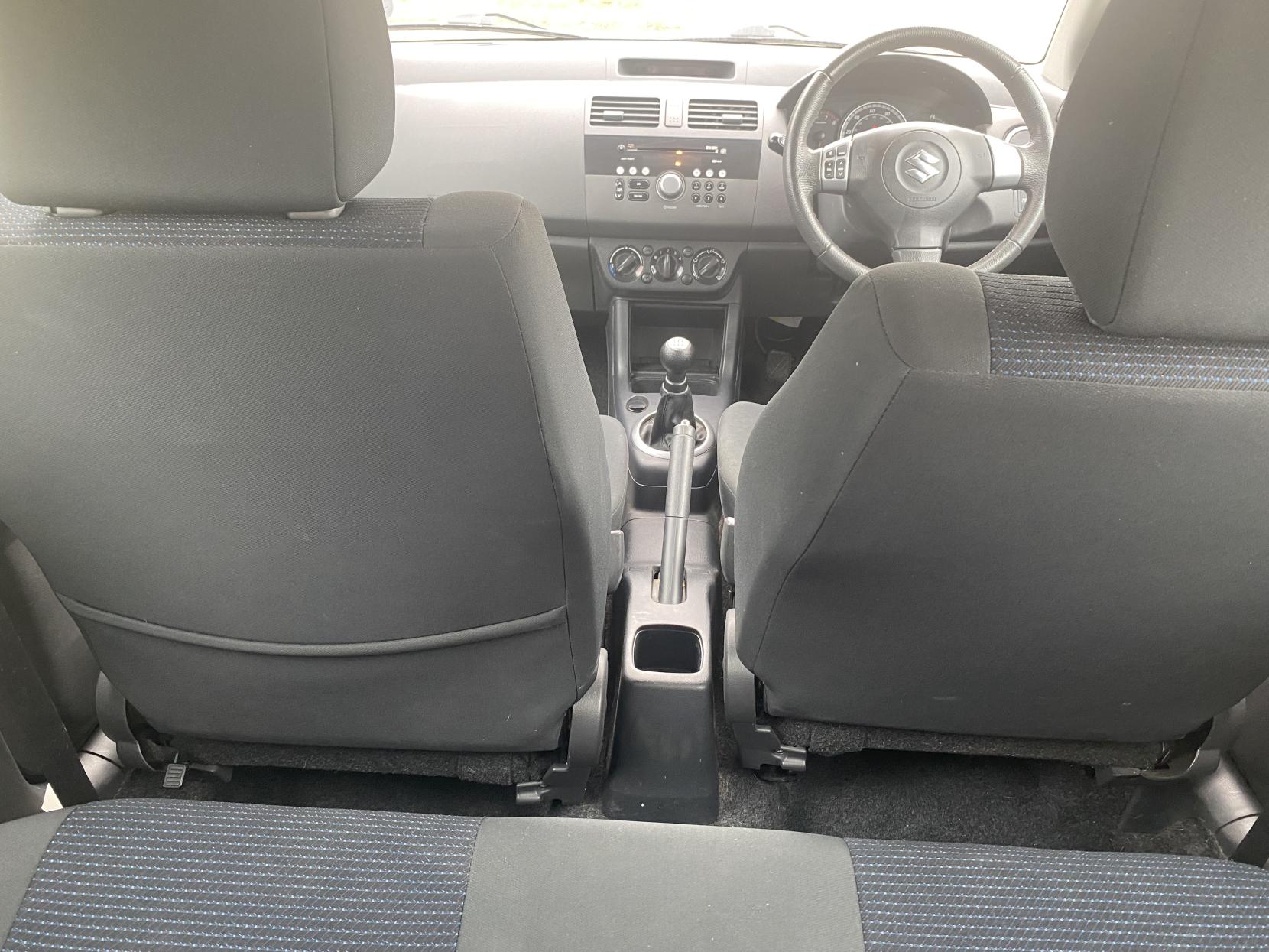 Suzuki Swift 1.3 SZ3 Hatchback 3dr Petrol Manual (140 g/km, 91 bhp)