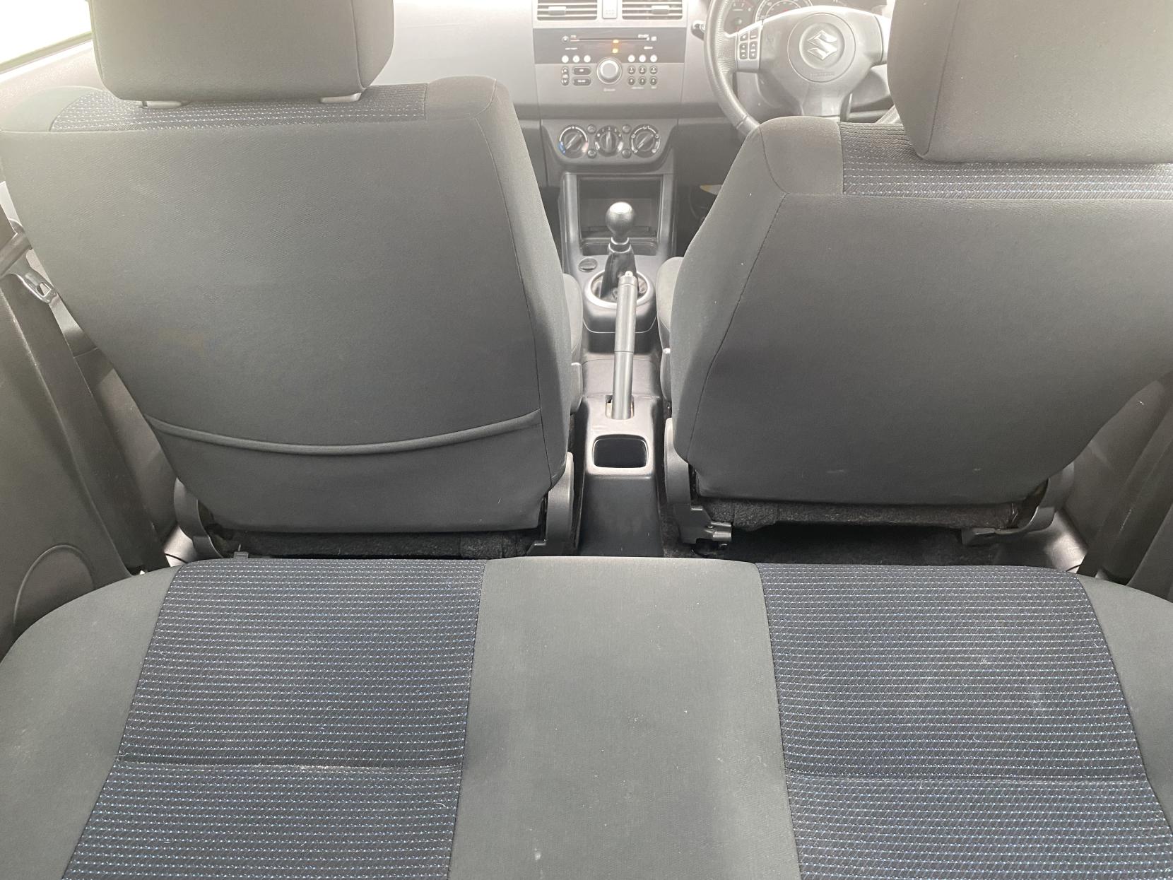 Suzuki Swift 1.3 SZ3 Hatchback 3dr Petrol Manual (140 g/km, 91 bhp)