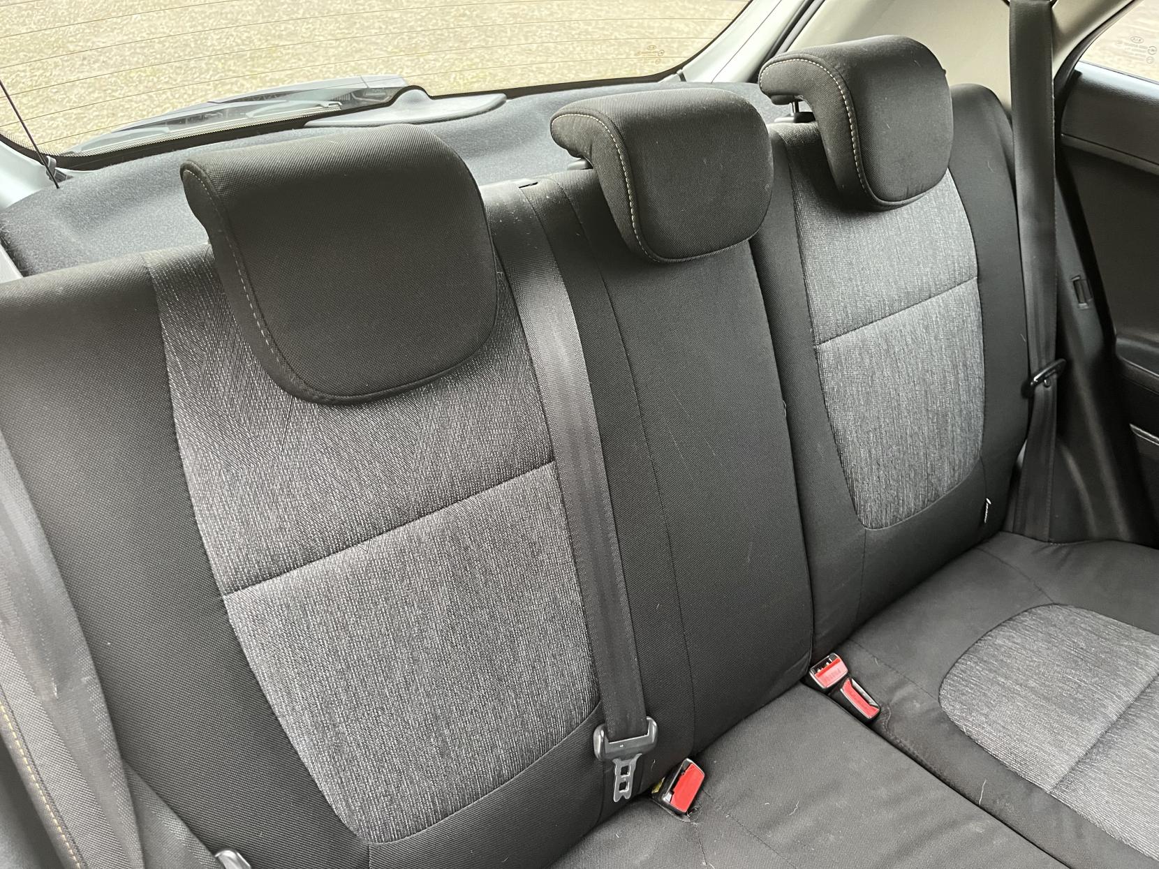 Kia Picanto 1.0 1 Hatchback 5dr Petrol Manual Euro 5 (68 bhp)