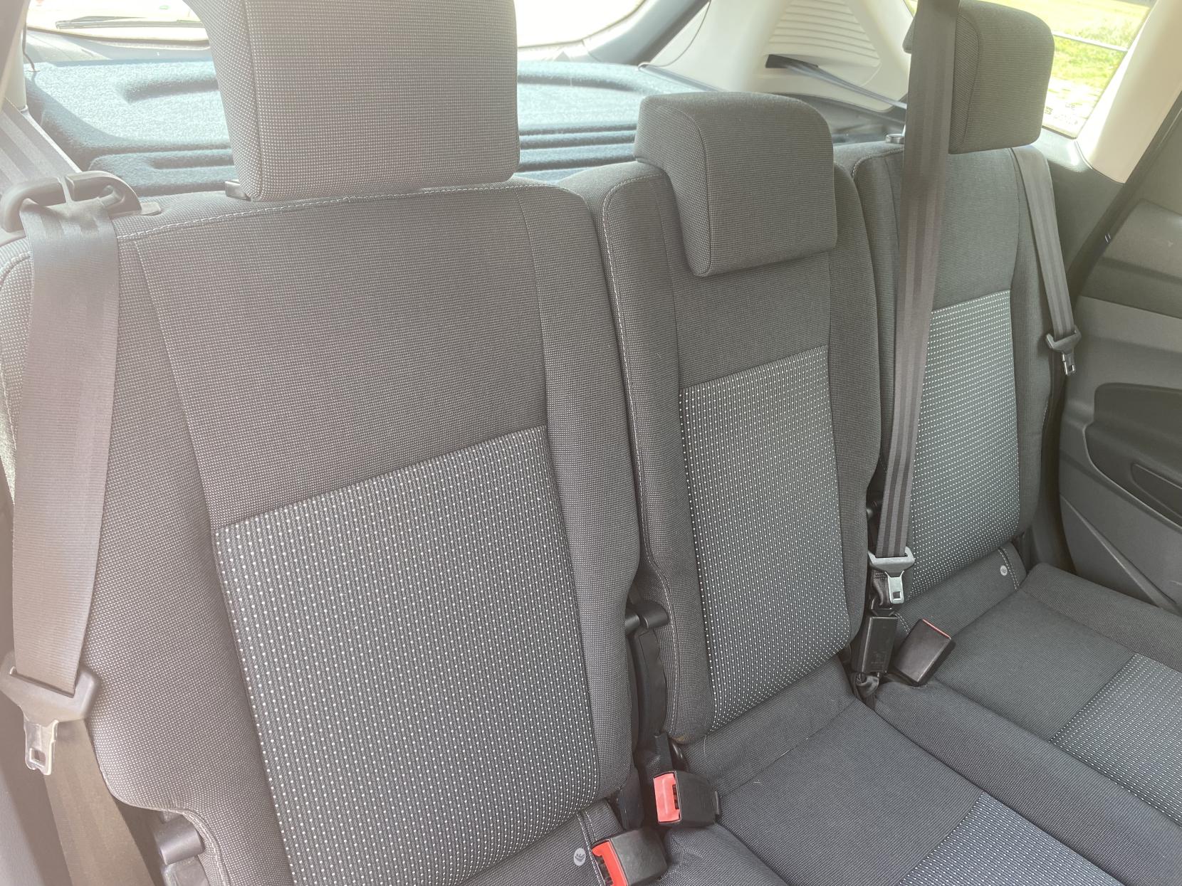 Ford C-Max 1.6 Zetec MPV 5dr Petrol Manual Euro 5 (105 ps)