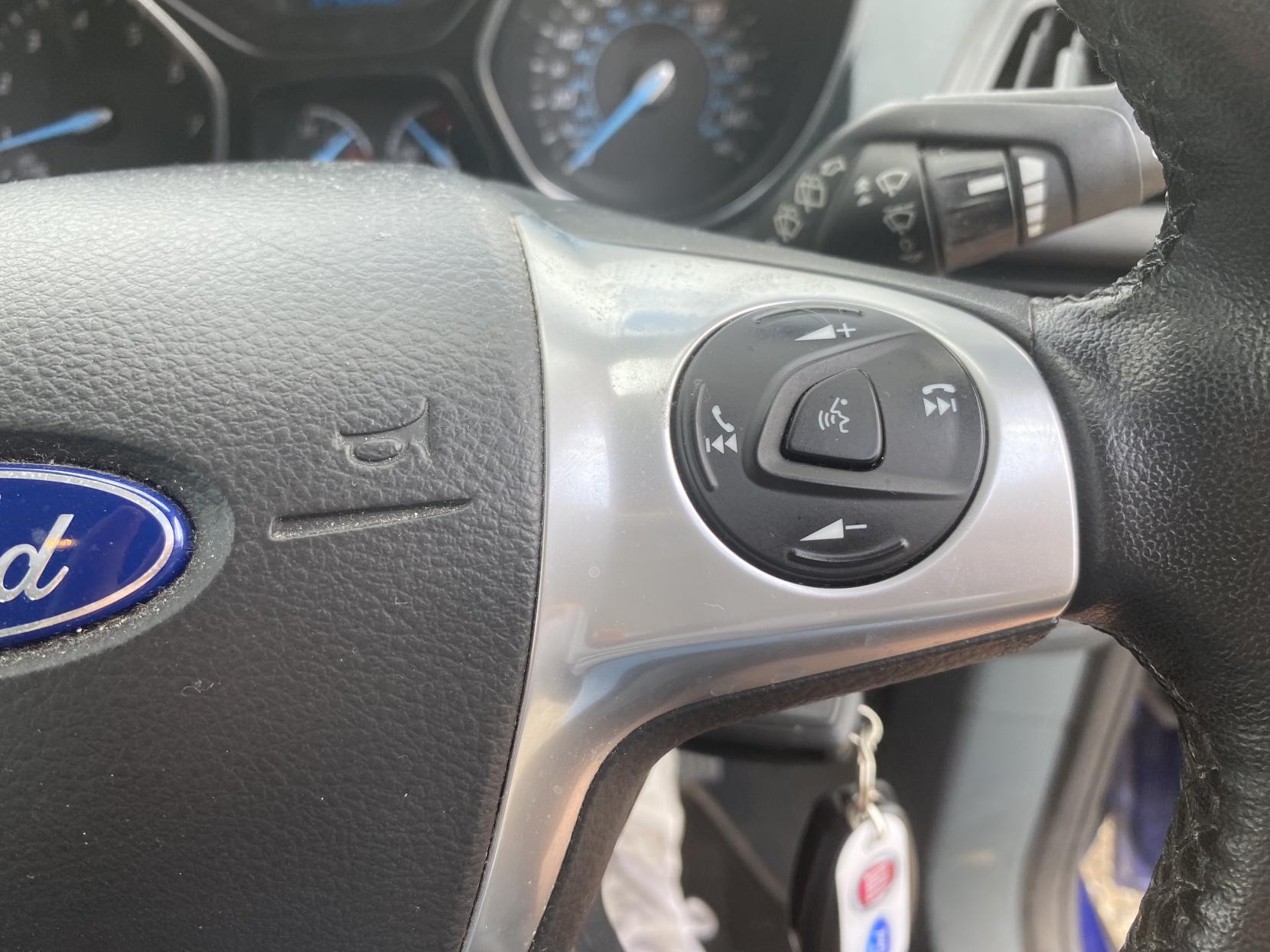 Ford C-Max 1.6 Zetec MPV 5dr Petrol Manual Euro 5 (105 ps)