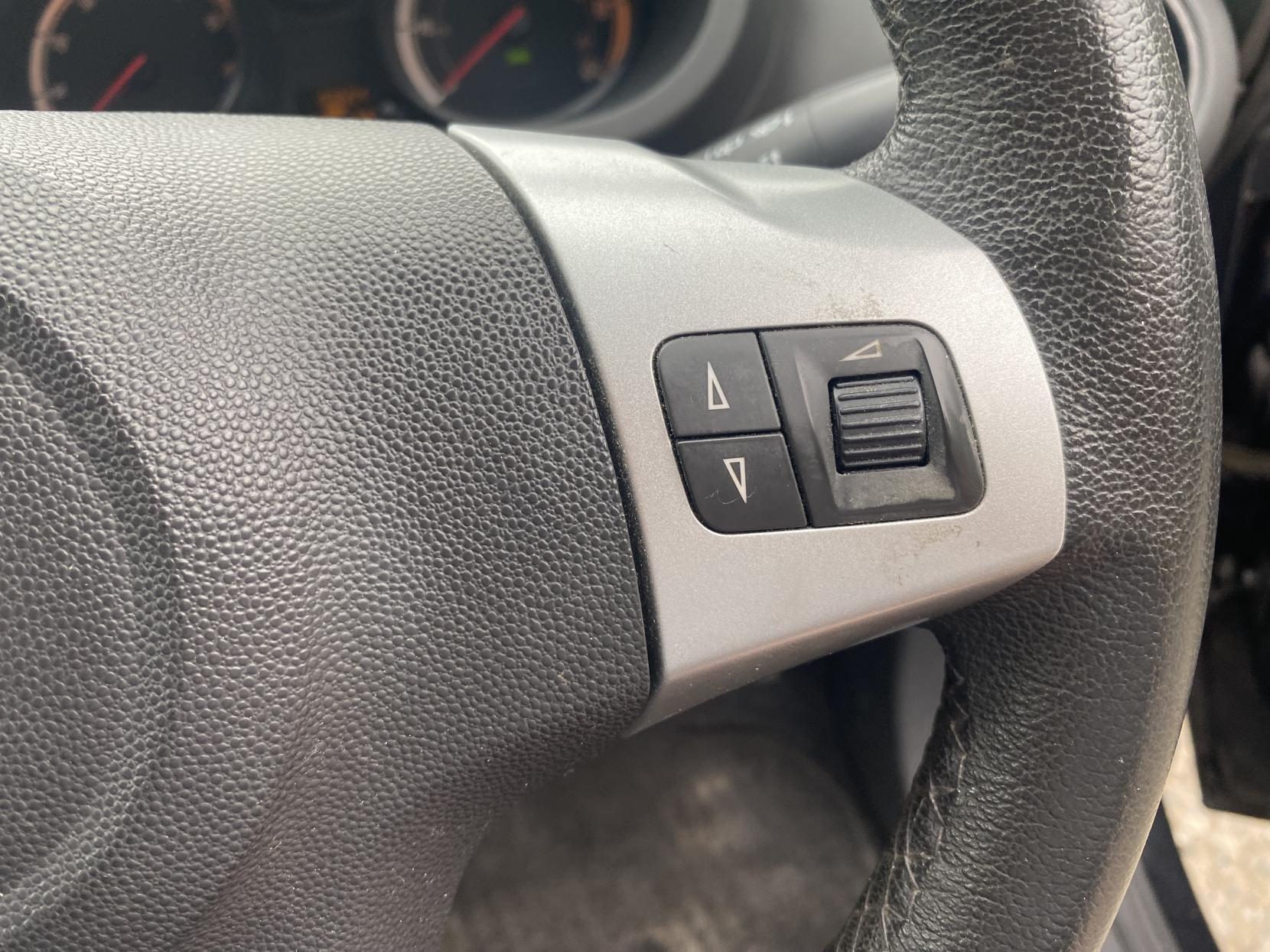 Vauxhall Corsa 1.2 16V Active Hatchback 3dr Petrol Manual Euro 5 (A/C) (85 ps)