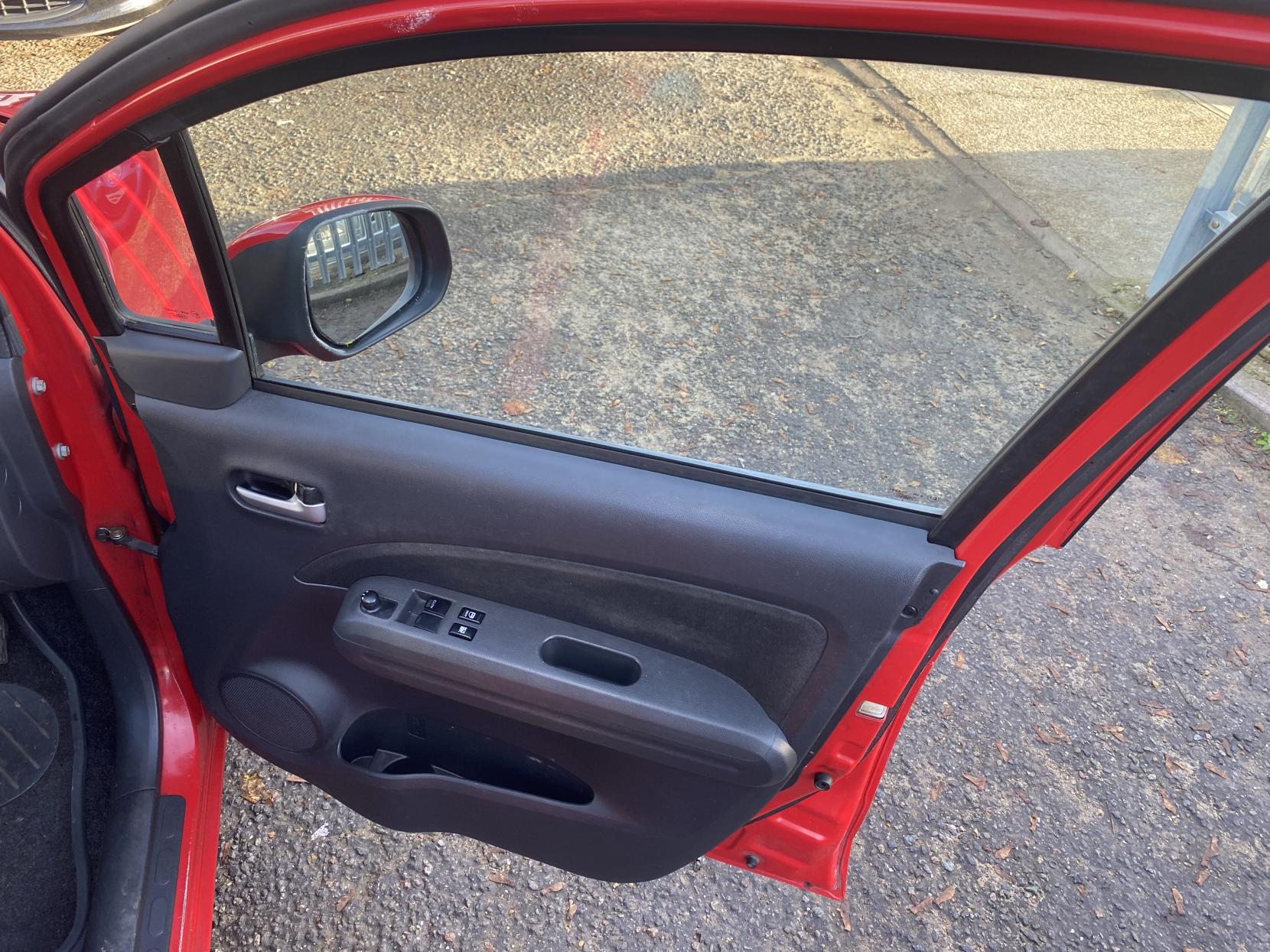 Suzuki Splash 1.0 12V SZ2 MPV 5dr Petrol Manual Euro 5 (68 ps)