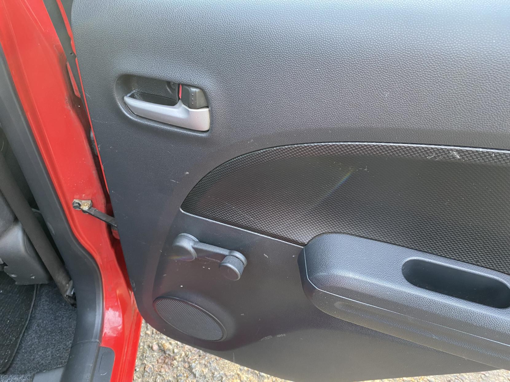 Suzuki Splash 1.0 12V SZ2 MPV 5dr Petrol Manual Euro 5 (68 ps)