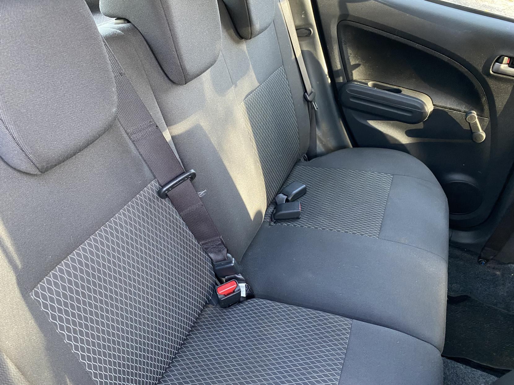 Suzuki Splash 1.0 12V SZ2 MPV 5dr Petrol Manual Euro 5 (68 ps)