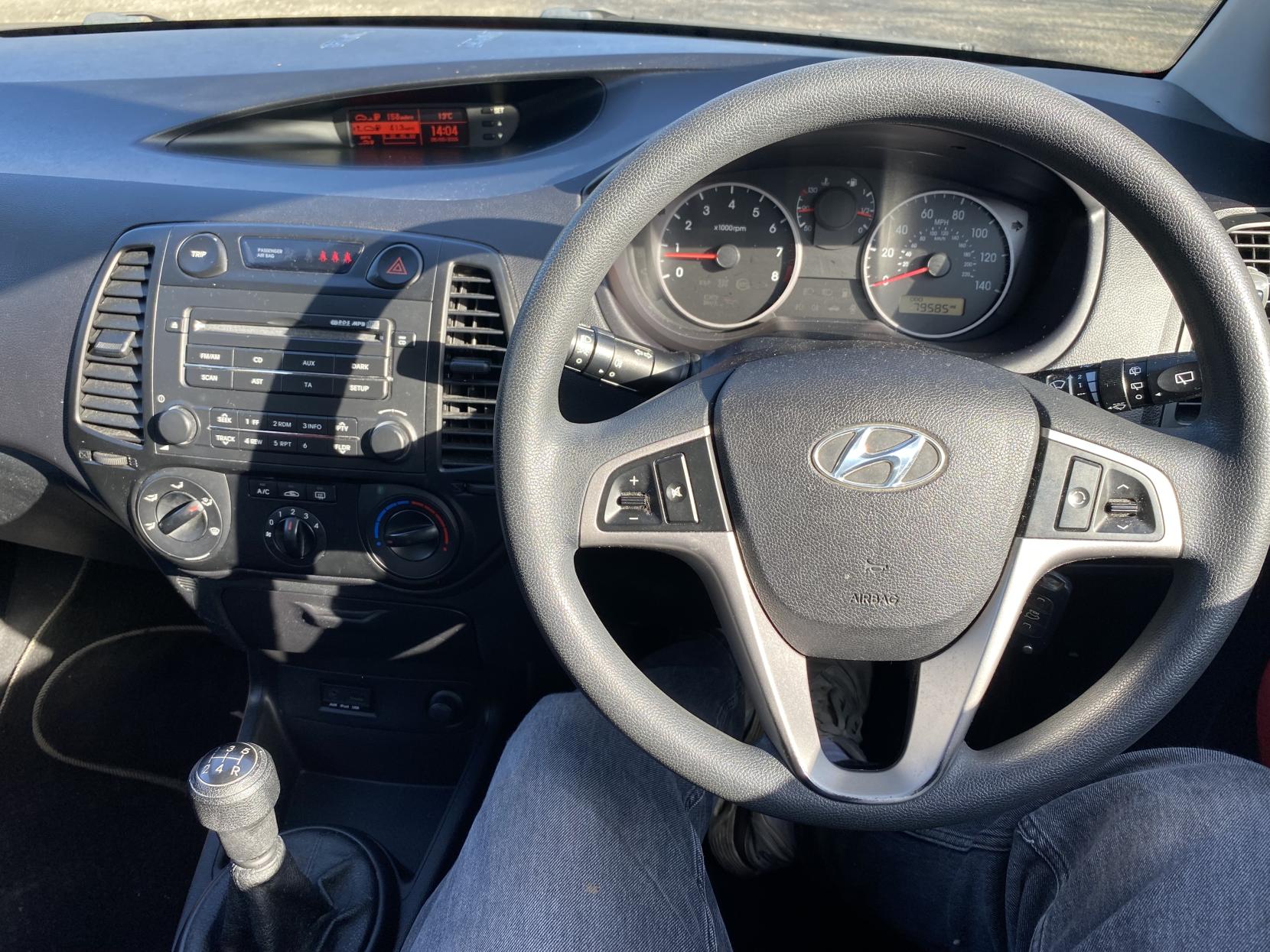 Hyundai i20 1.2 Comfort Hatchback 5dr Petrol Manual Euro 4 (77 bhp)