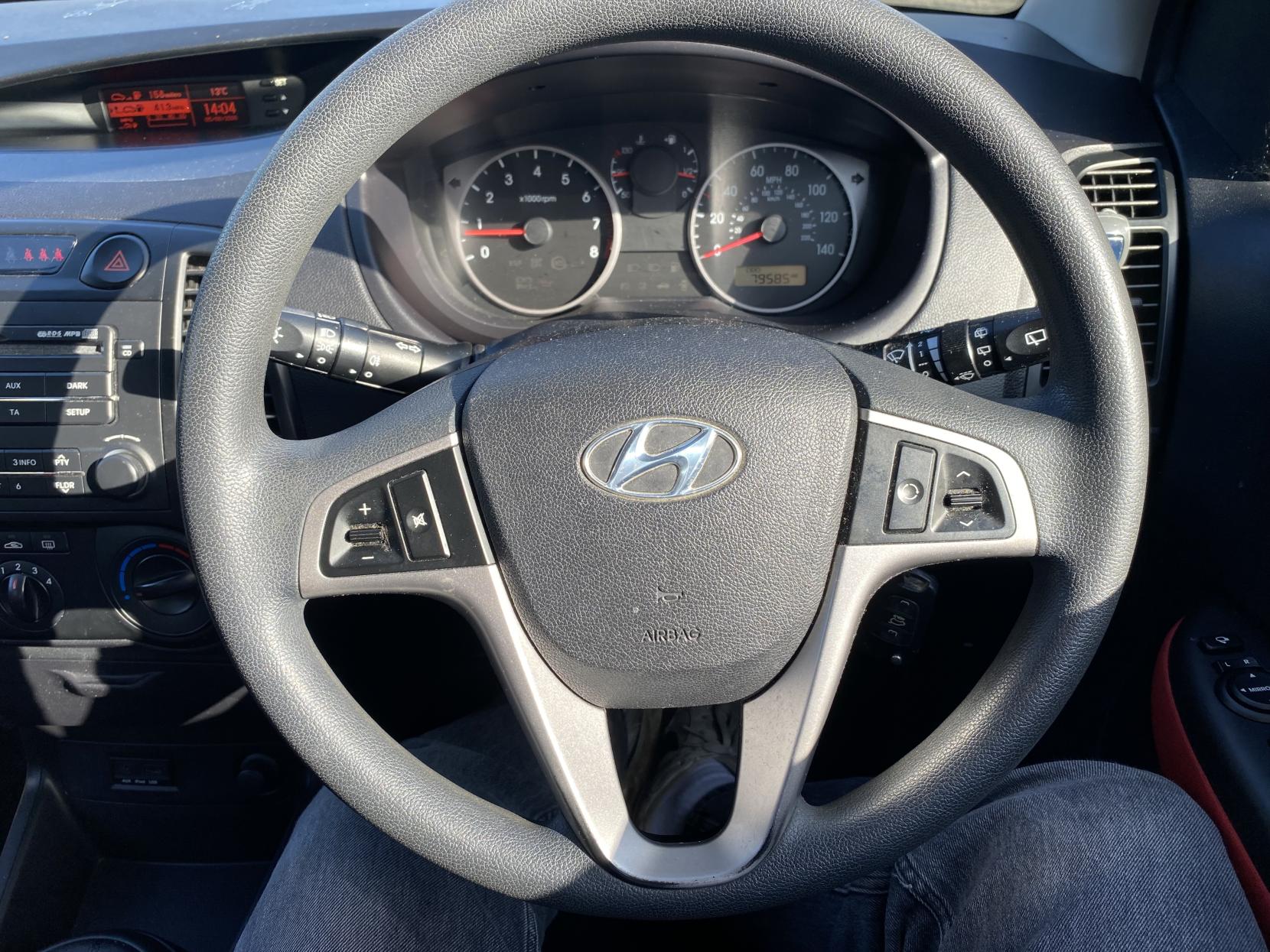 Hyundai i20 1.2 Comfort Hatchback 5dr Petrol Manual Euro 4 (77 bhp)