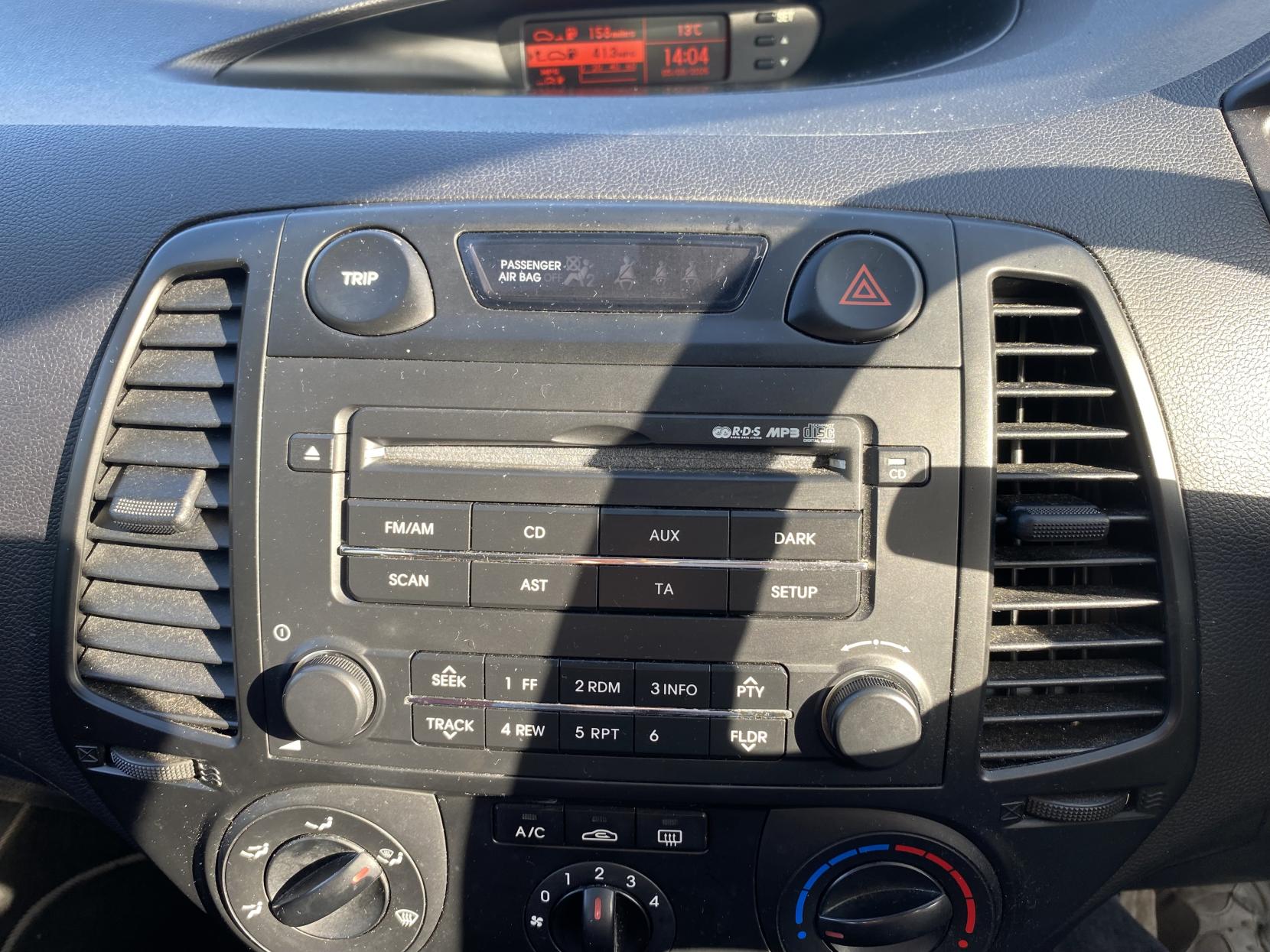 Hyundai i20 1.2 Comfort Hatchback 5dr Petrol Manual Euro 4 (77 bhp)