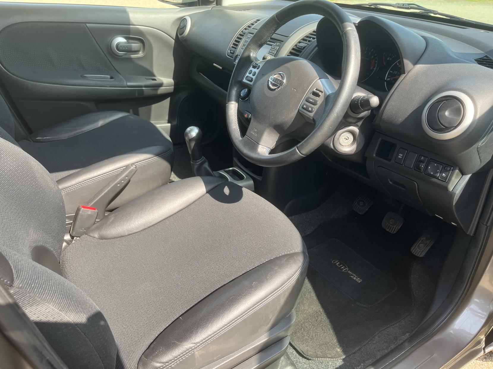 Nissan Note 1.4 16V n-tec+ Hatchback 5dr Petrol Manual Euro 5 (88 ps)