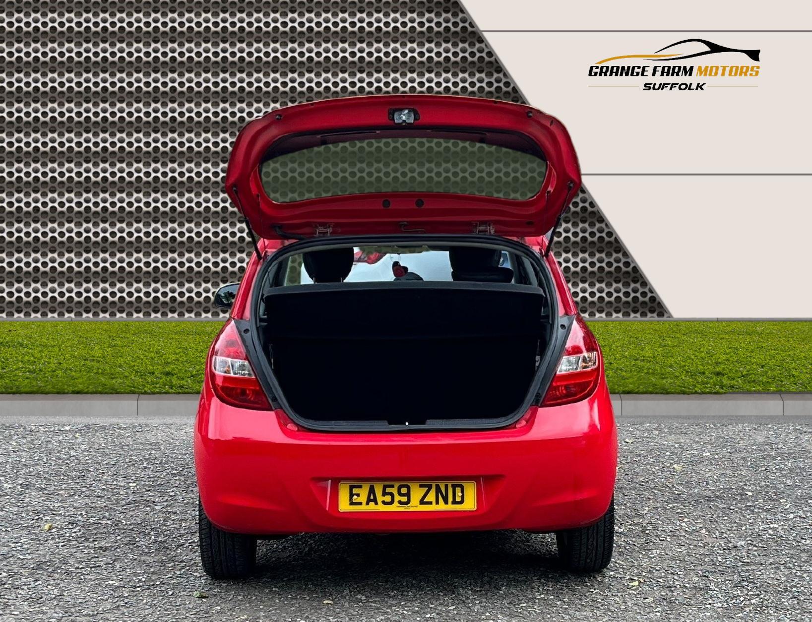 Hyundai i20 1.4 Style Hatchback 5dr Petrol Manual Euro 4 (99 bhp)