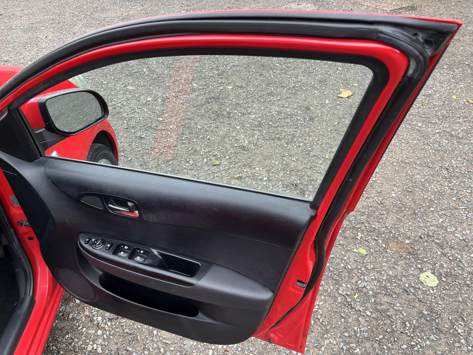 Hyundai i20 1.4 Style Hatchback 5dr Petrol Manual Euro 4 (99 bhp)