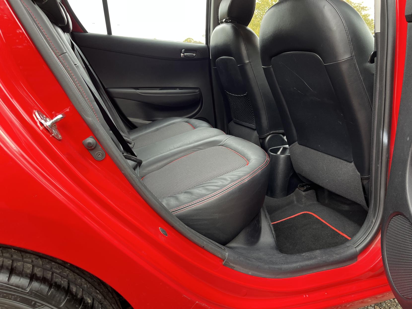 Hyundai i20 1.4 Style Hatchback 5dr Petrol Manual Euro 4 (99 bhp)