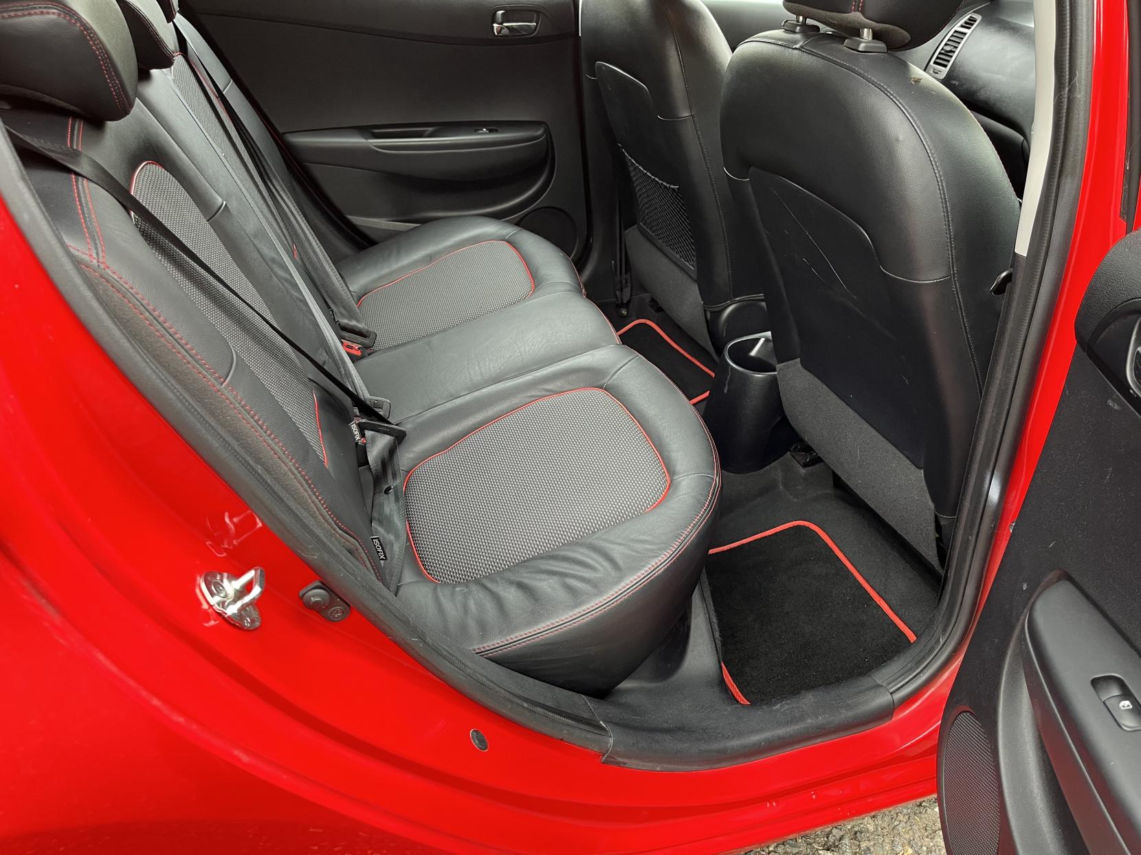 Hyundai i20 1.4 Style Hatchback 5dr Petrol Manual Euro 4 (99 bhp)