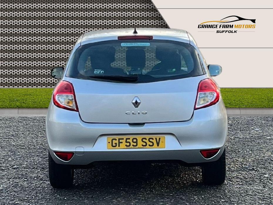 Renault Clio 1.2 Dynamique Hatchback 5dr Petrol Manual Euro 4 (75 ps)