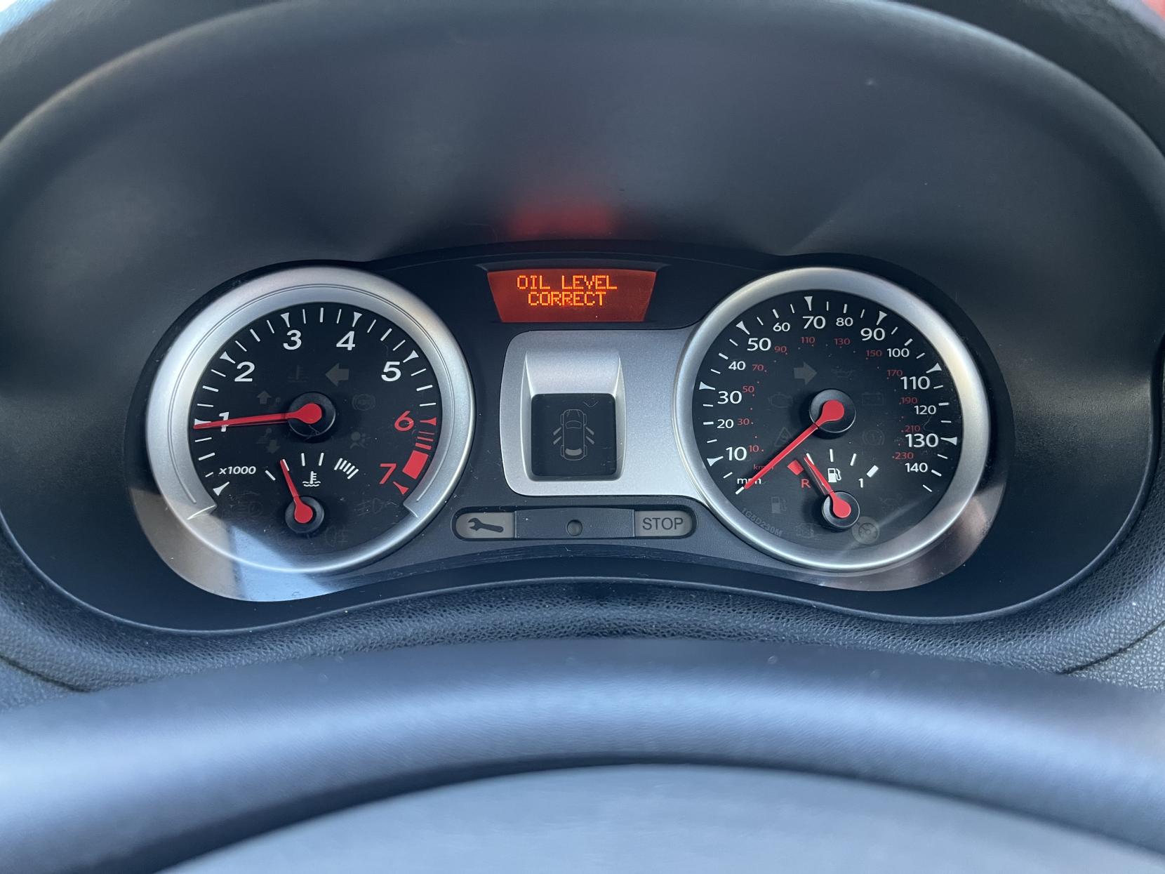 Renault Clio 1.2 Dynamique Hatchback 5dr Petrol Manual Euro 4 (75 ps)