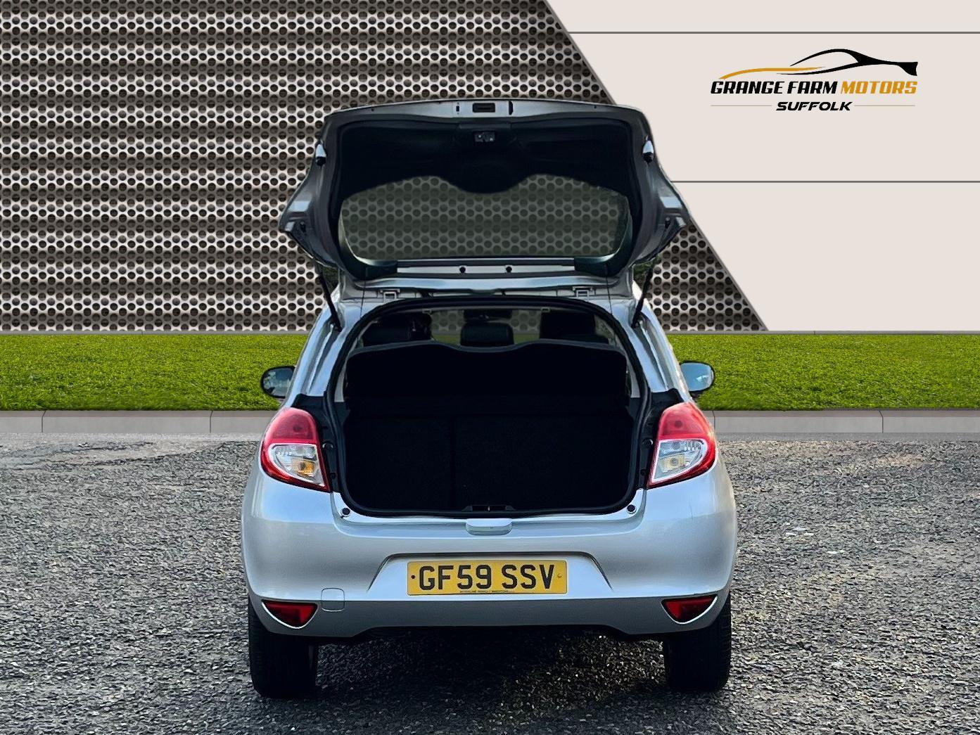 Renault Clio 1.2 Dynamique Hatchback 5dr Petrol Manual Euro 4 (75 ps)