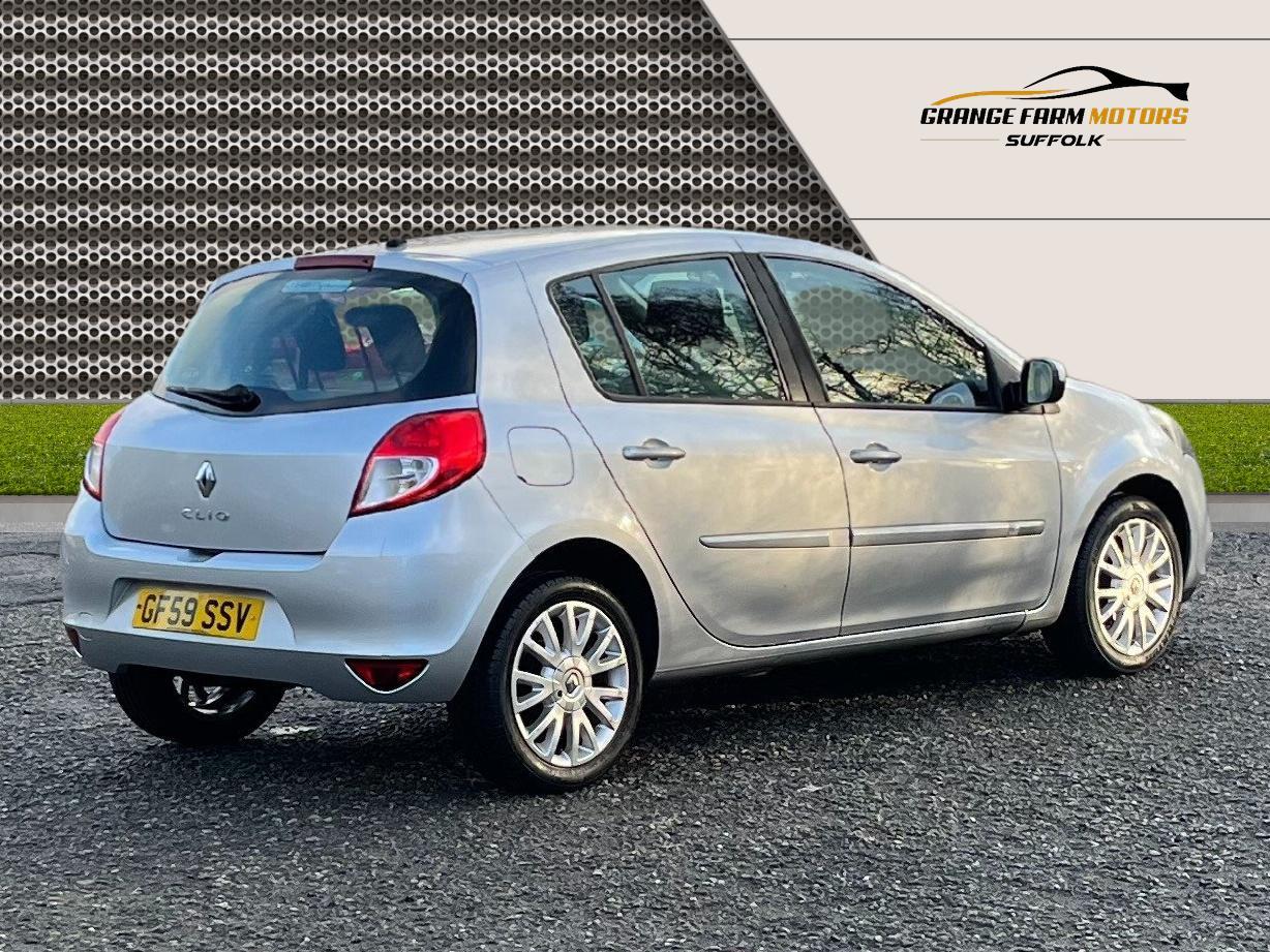 Renault Clio 1.2 Dynamique Hatchback 5dr Petrol Manual Euro 4 (75 ps)