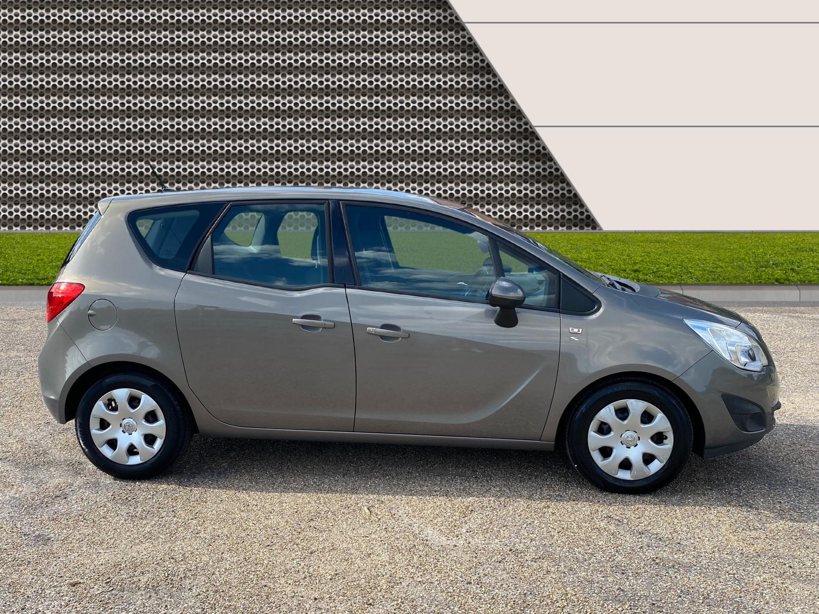Vauxhall Meriva 1.4 16V S MPV 5dr Petrol Manual Euro 5 (AC) (100 ps)