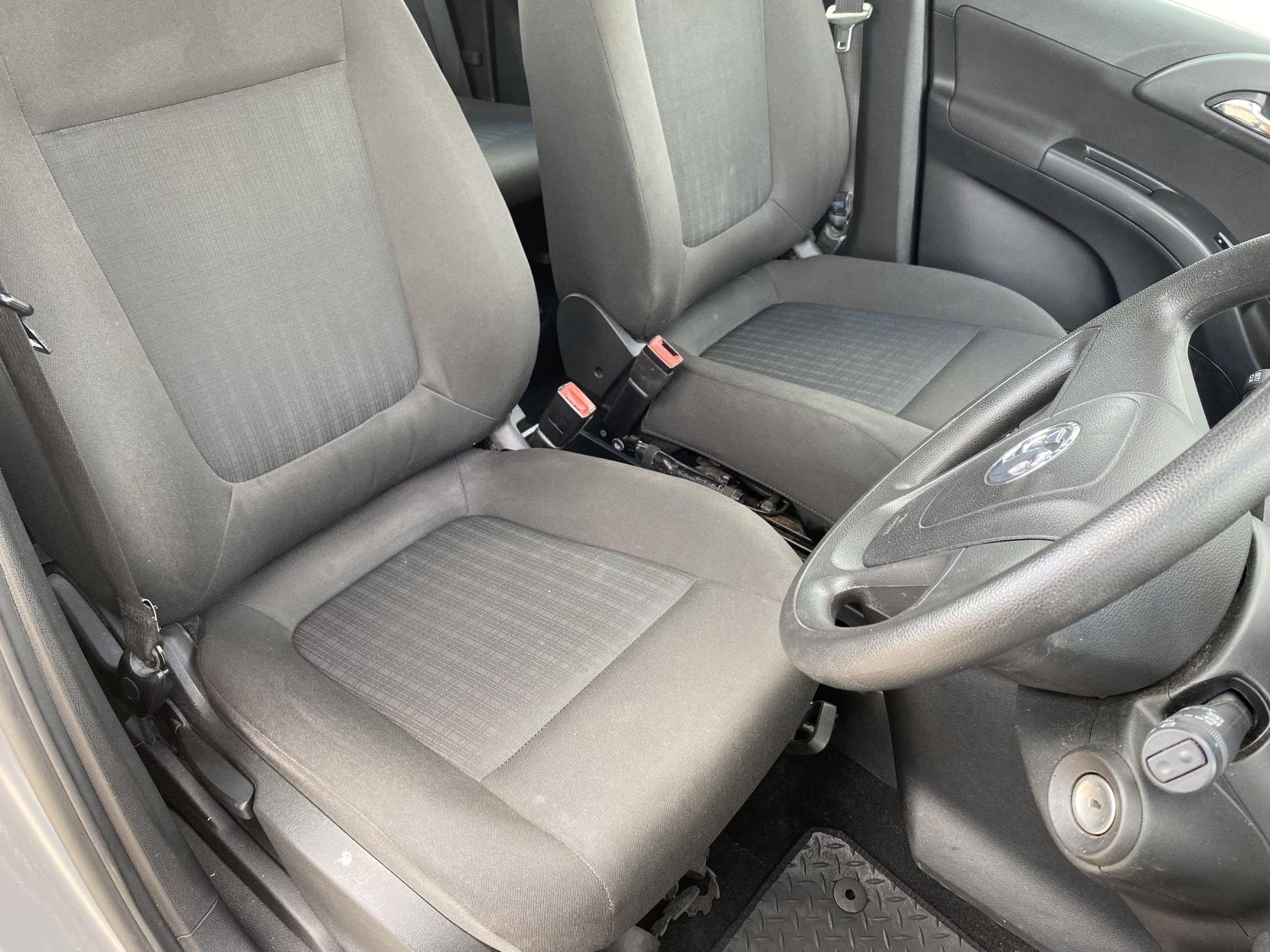 Vauxhall Meriva 1.4 16V S MPV 5dr Petrol Manual Euro 5 (AC) (100 ps)