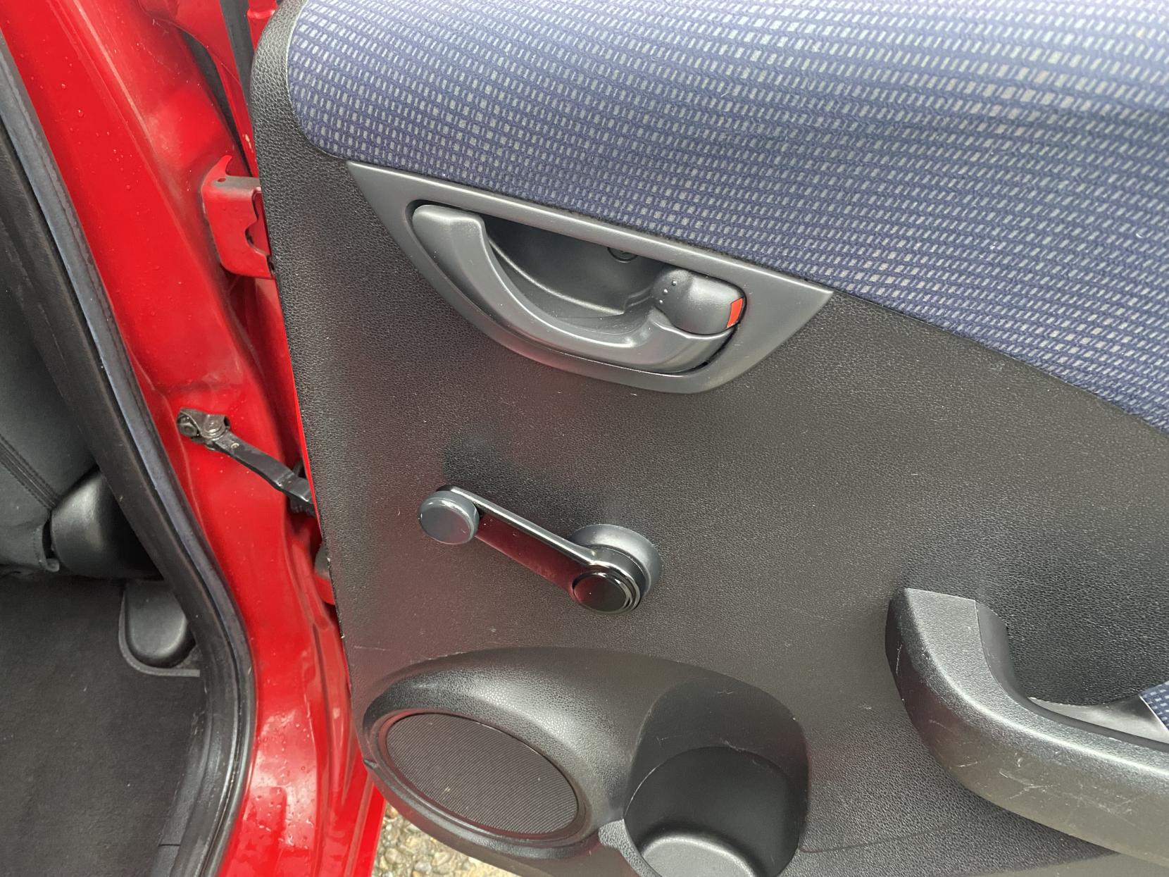 Honda Jazz 1.2 i-VTEC S Hatchback 5dr Petrol Manual Euro 5 (A/C) (90 ps)