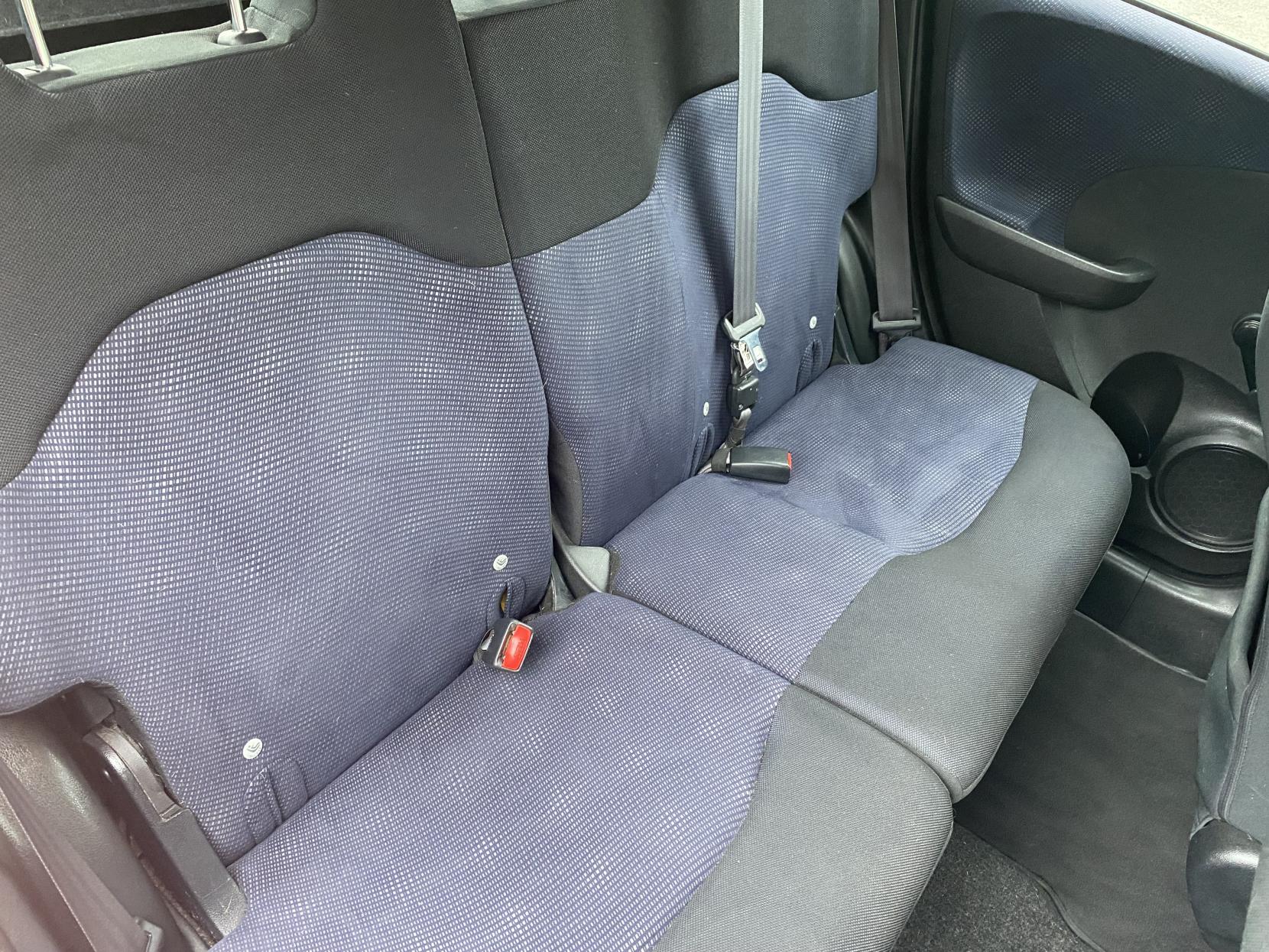 Honda Jazz 1.2 i-VTEC S Hatchback 5dr Petrol Manual Euro 5 (A/C) (90 ps)