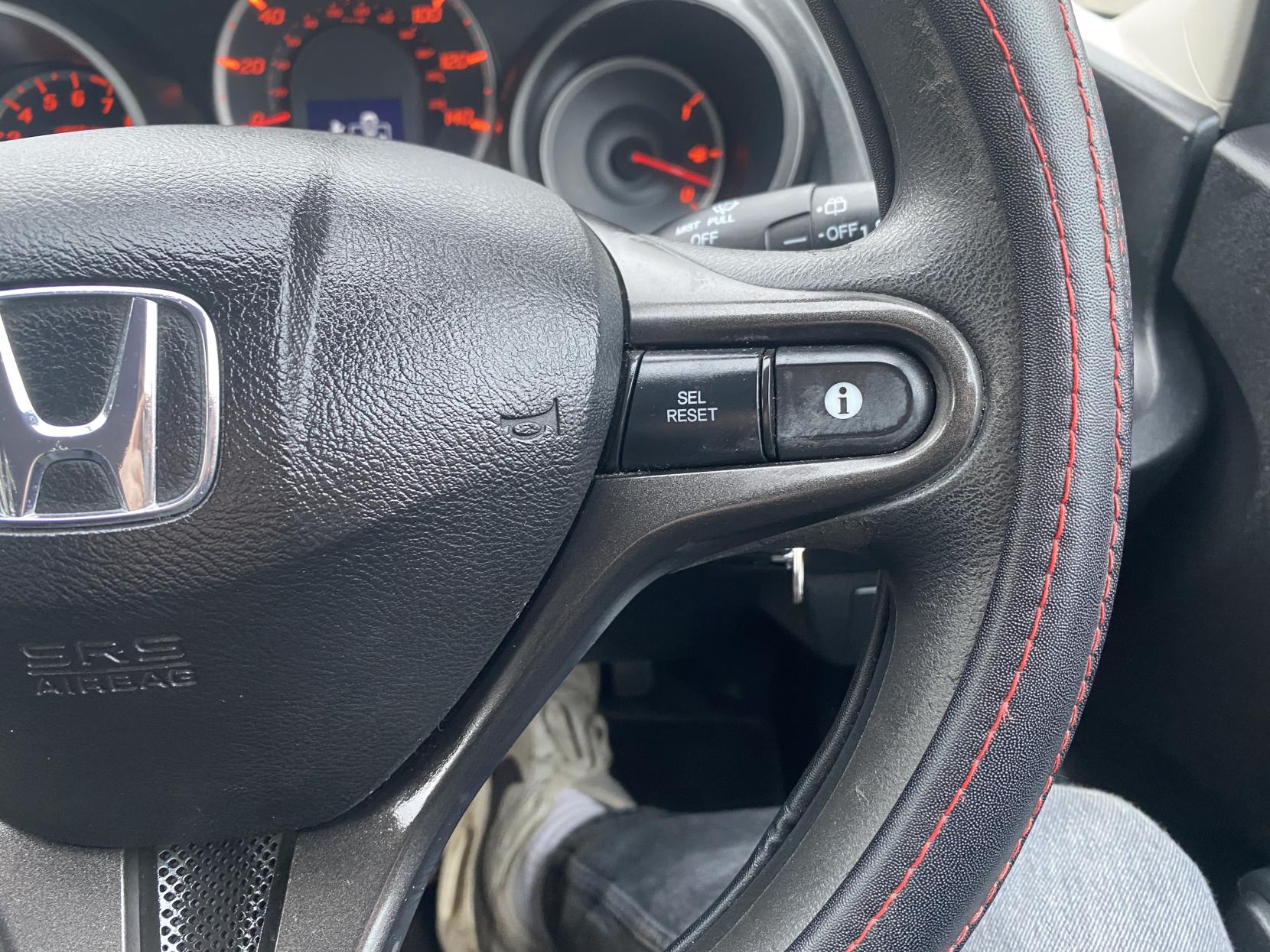 Honda Jazz 1.2 i-VTEC S Hatchback 5dr Petrol Manual Euro 5 (A/C) (90 ps)