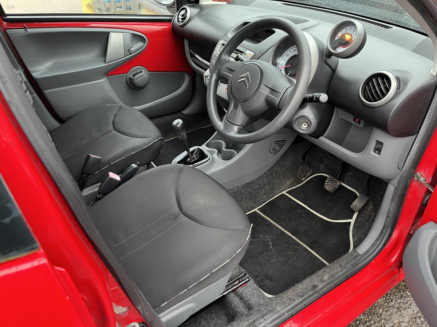 Citroen C1 1.0i VTR Hatchback 5dr Petrol Manual Euro 4 (68 ps)