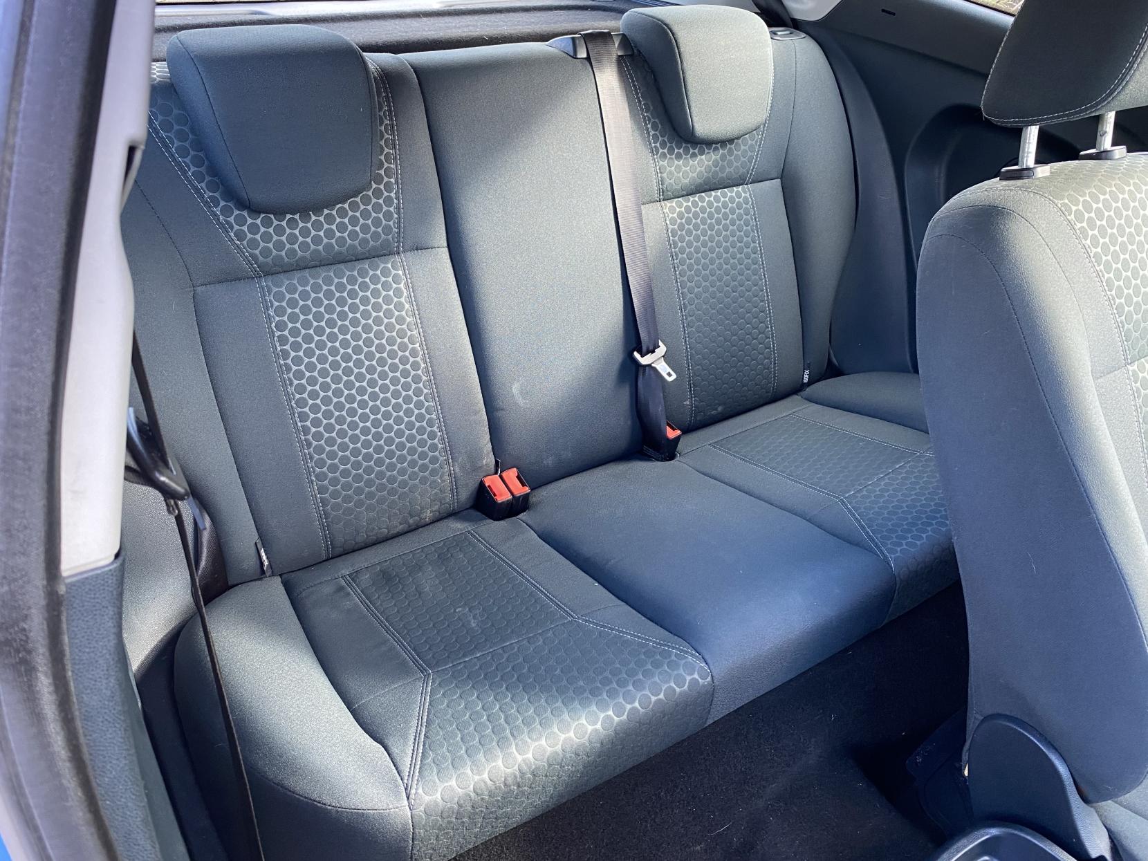 Ford Fiesta 1.25 Zetec Hatchback 3dr Petrol Manual (133 g/km, 81 bhp)