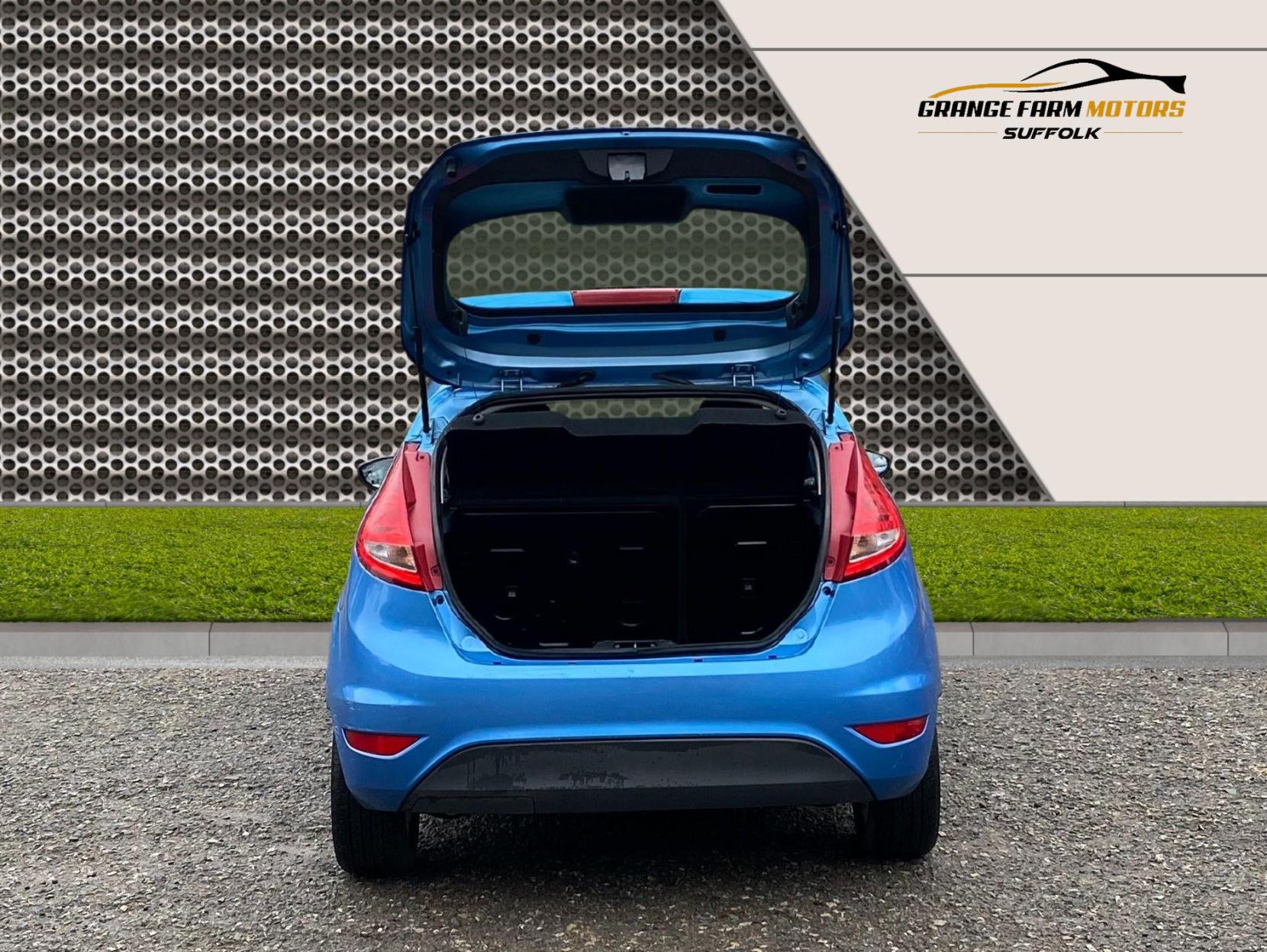 Ford Fiesta 1.25 Zetec Hatchback 3dr Petrol Manual (133 g/km, 81 bhp)