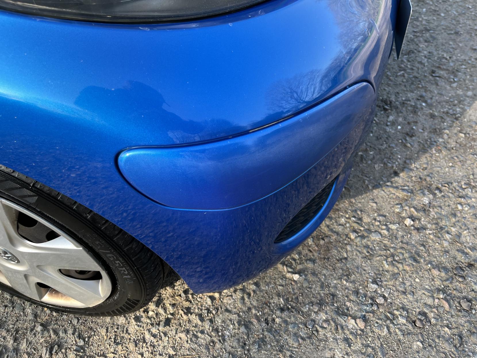 Toyota AYGO 1.0 VVT-i Blue Hatchback 3dr Petrol Manual Euro 4 (67 bhp)