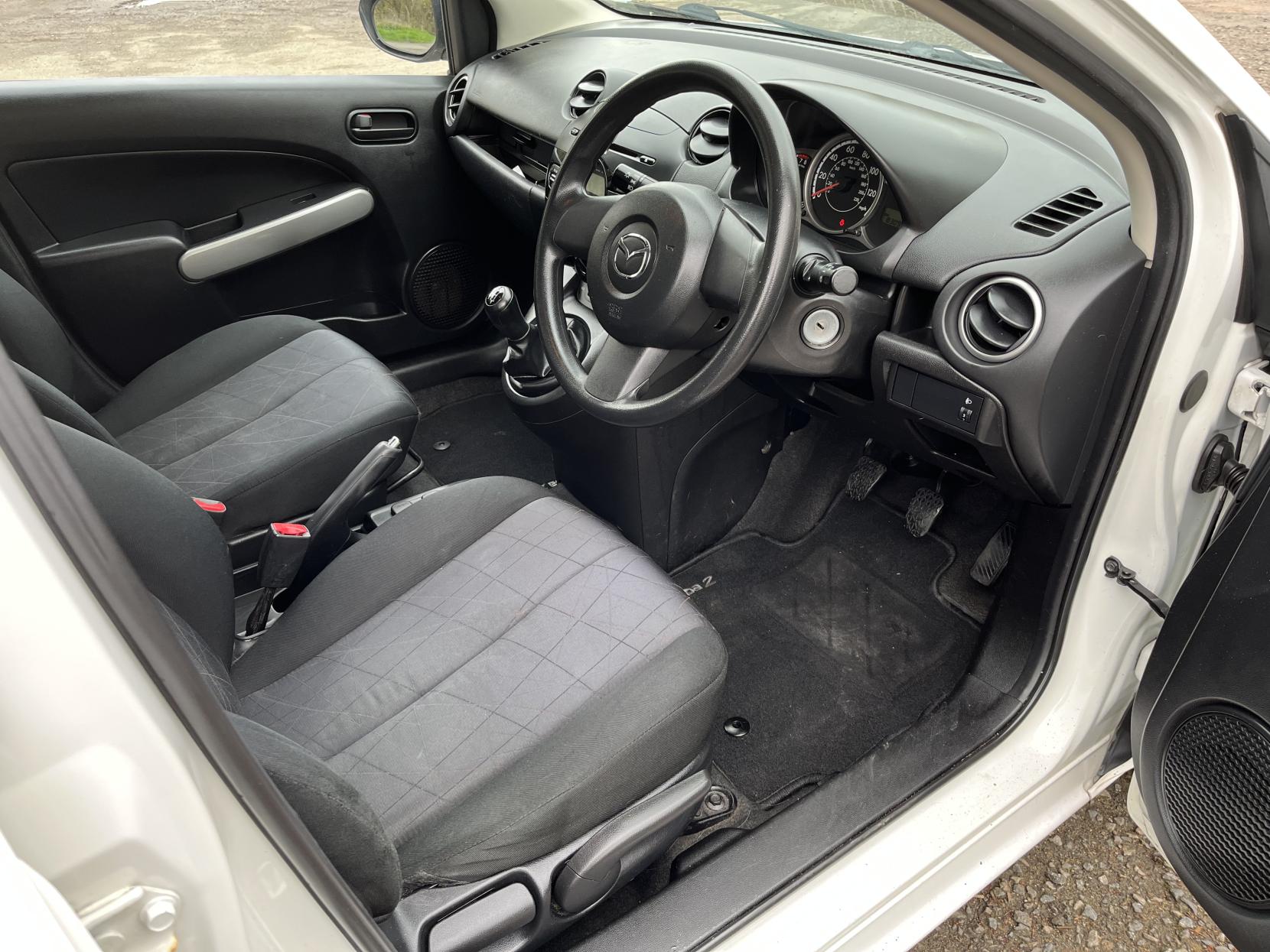 Mazda Mazda2 1.3 TS Hatchback 5dr Petrol Manual Euro 5 (a/c) (75 ps)