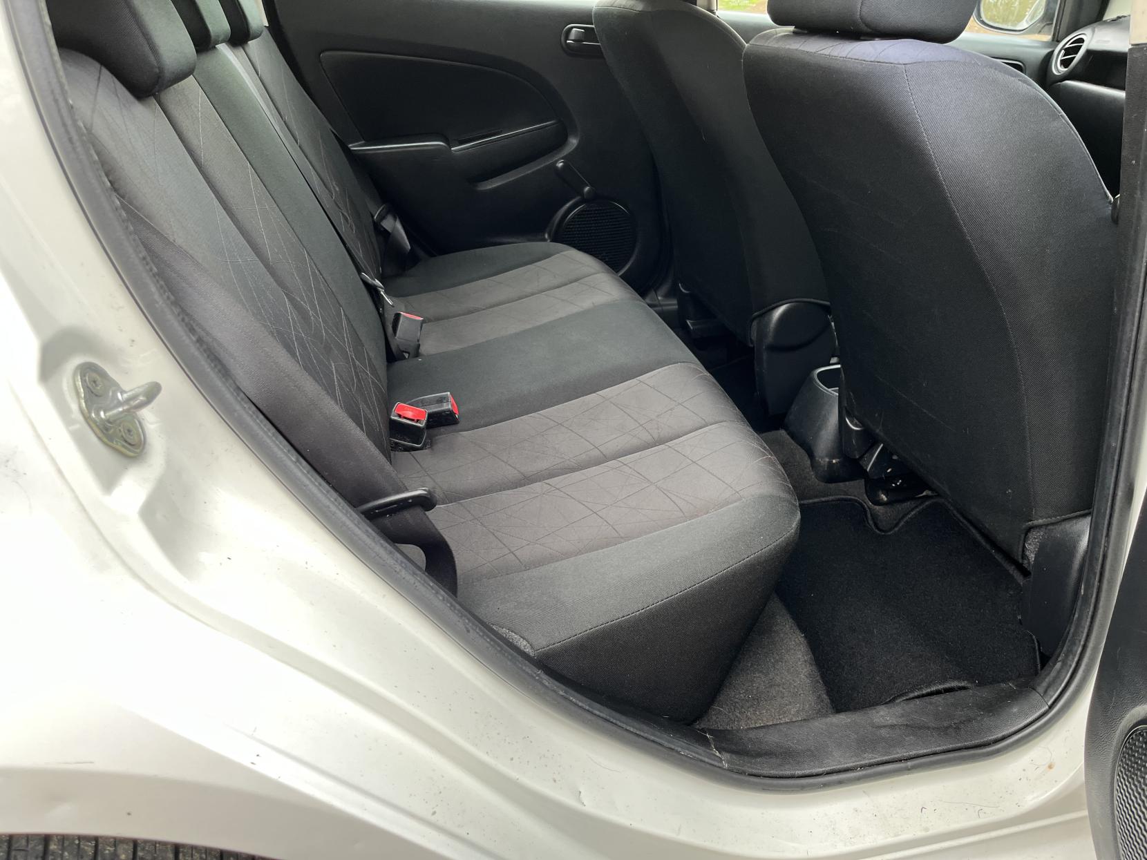 Mazda Mazda2 1.3 TS Hatchback 5dr Petrol Manual Euro 5 (a/c) (75 ps)