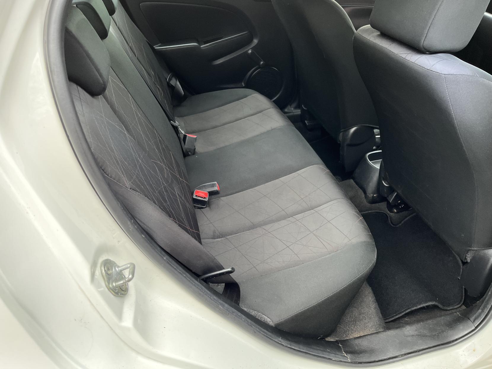 Mazda Mazda2 1.3 TS Hatchback 5dr Petrol Manual Euro 5 (a/c) (75 ps)