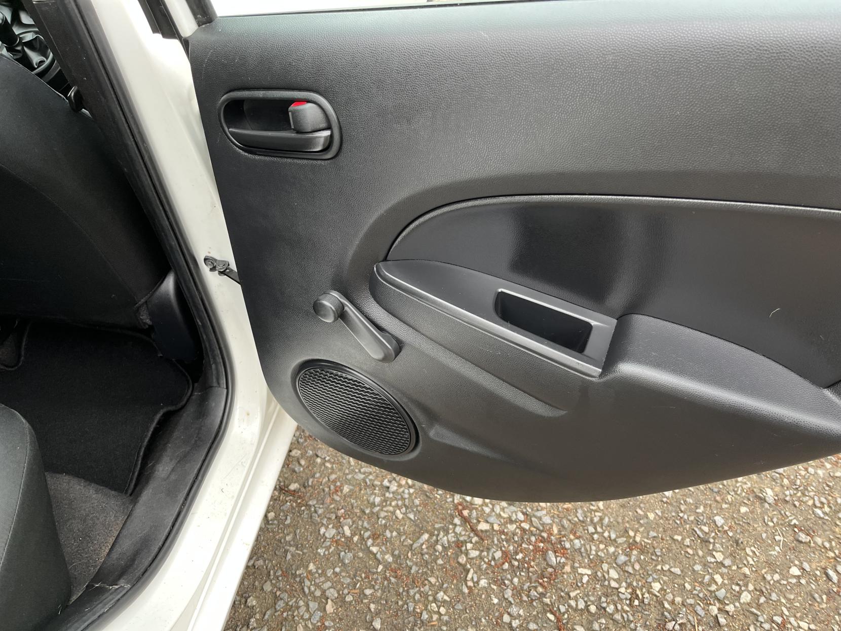 Mazda Mazda2 1.3 TS Hatchback 5dr Petrol Manual Euro 5 (a/c) (75 ps)