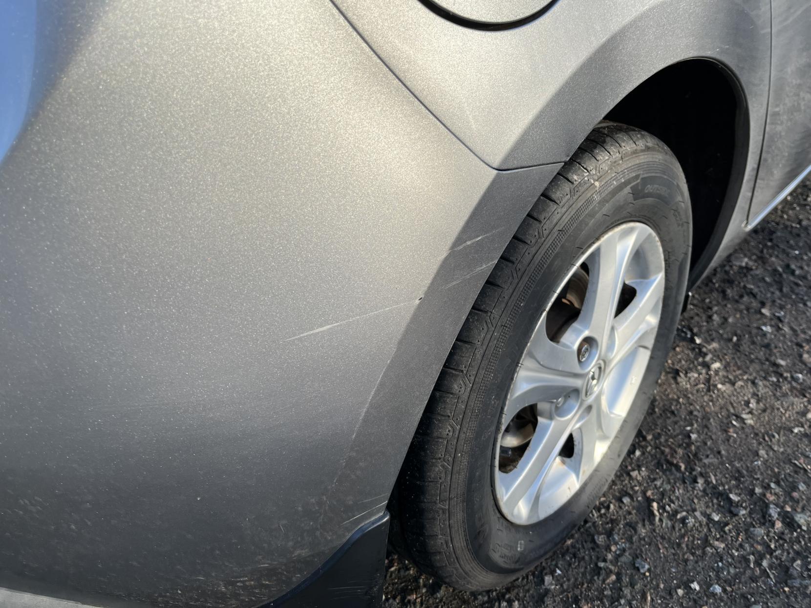 Mazda Mazda3 1.6 TS Hatchback 5dr Petrol Manual Euro 4 (105 ps)