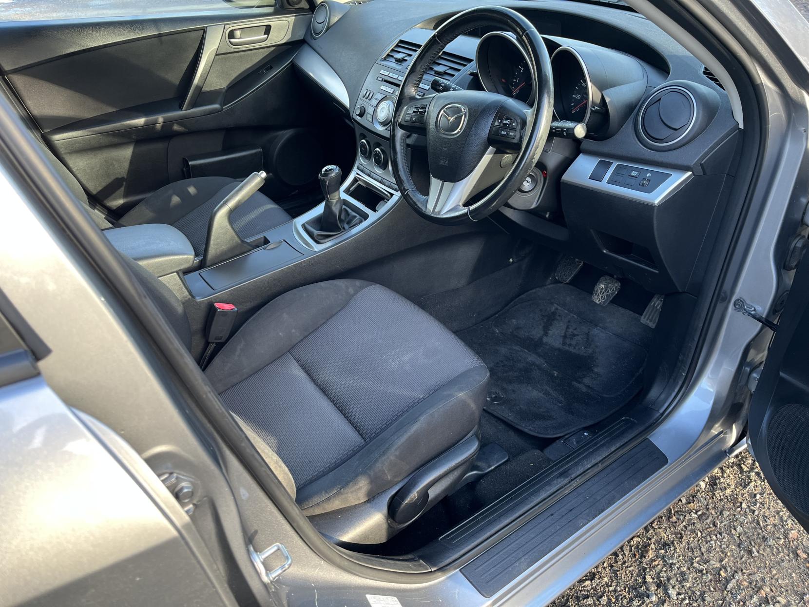 Mazda Mazda3 1.6 TS Hatchback 5dr Petrol Manual Euro 4 (105 ps)