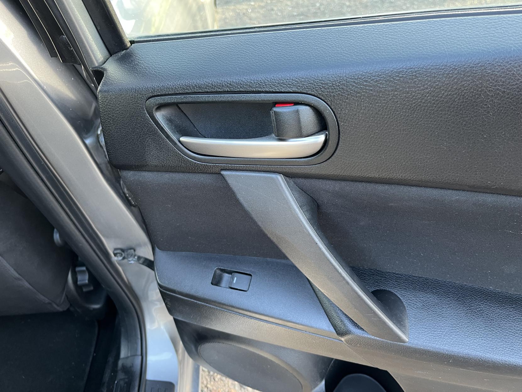 Mazda Mazda3 1.6 TS Hatchback 5dr Petrol Manual Euro 4 (105 ps)