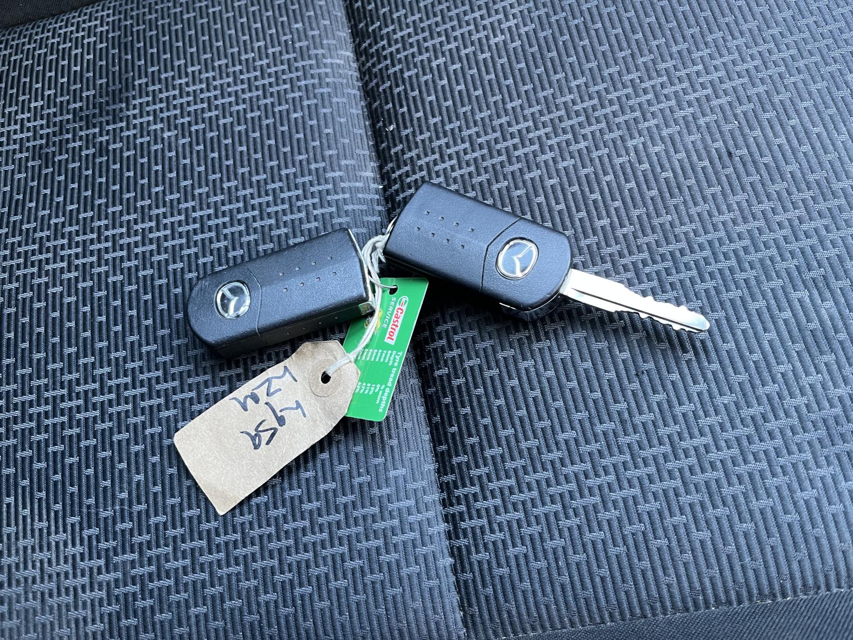 Mazda Mazda3 1.6 TS Hatchback 5dr Petrol Manual Euro 4 (105 ps)