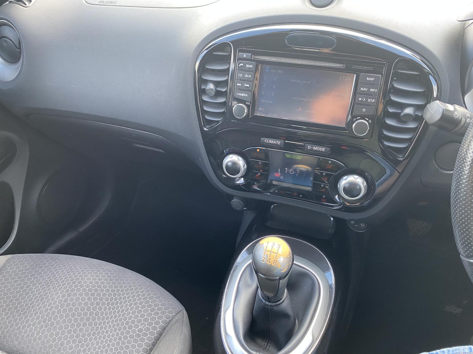 Nissan Juke 1.6 n-tec SUV 5dr Petrol Manual Euro 5 (17in Alloy) (117 ps)